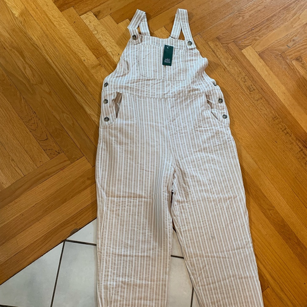 Women’s Size Large Linen Overalls!